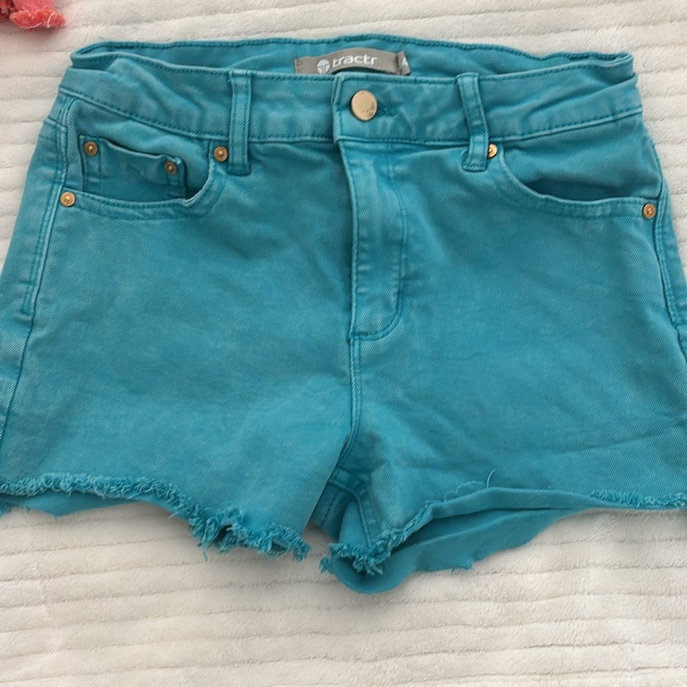 Bundle of girls Tractr denim shorts - Picture 5 of 6